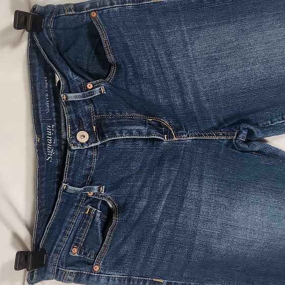 LEVI STRAUSS Capris - Picture 2 of 6